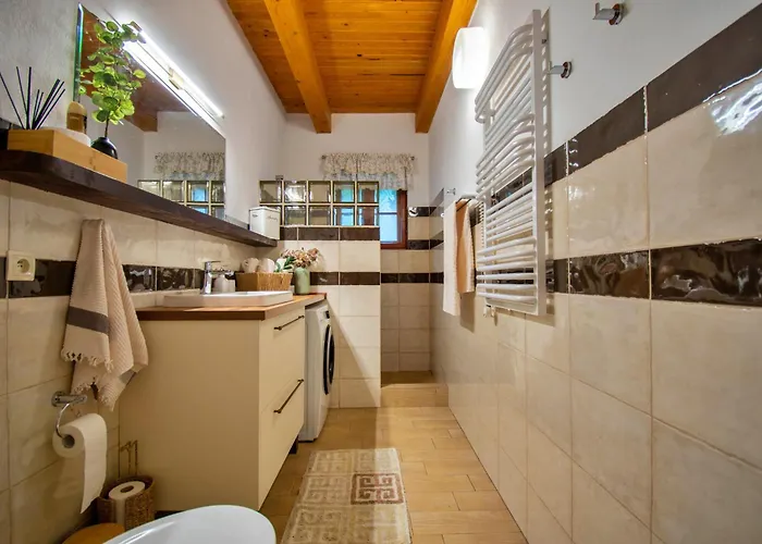 Mazurski Dom Nad Jeziorem Villa *